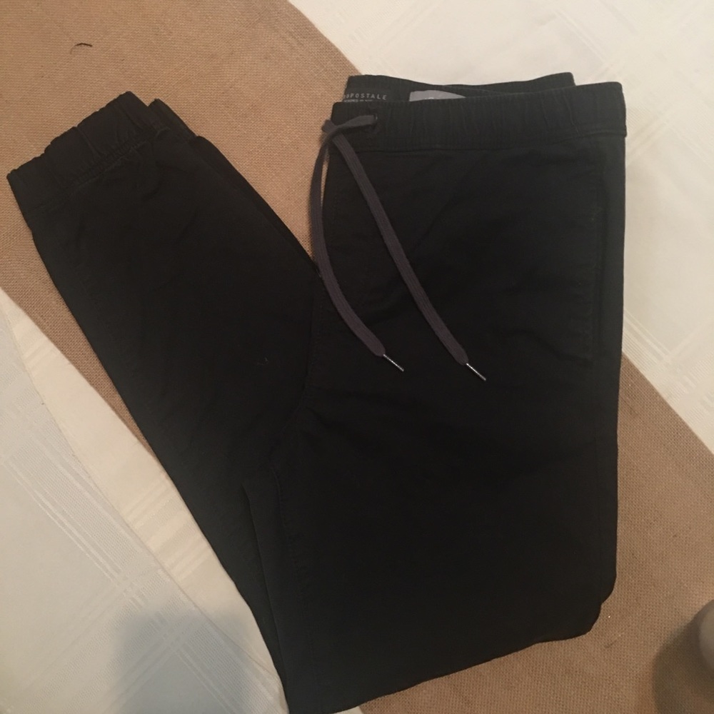 Aeropostale men’s black Joggers